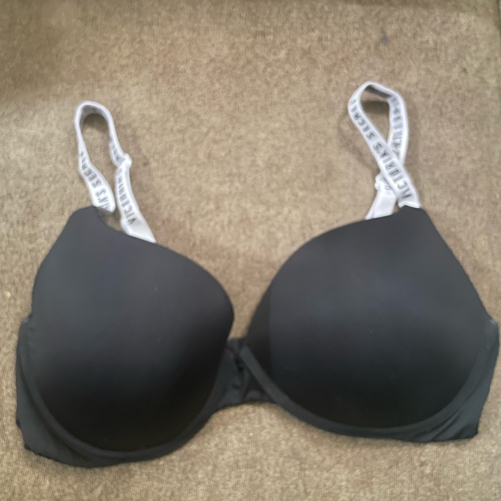 Victoria’s Secret bra